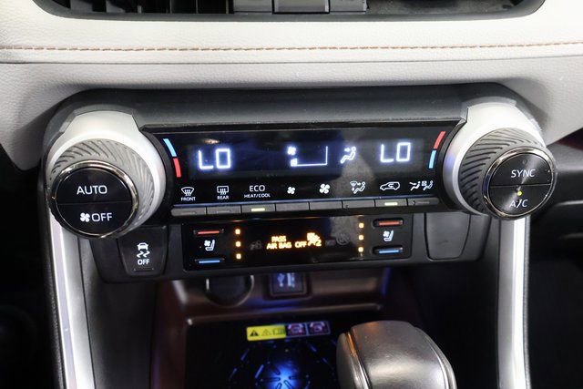 Used 2023 Toyota RAV4 Limited image 19