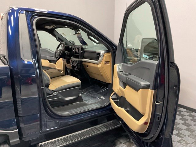 Used 2023 Ford F350 XLT w/ FX4 Off-Road Package AWD/4WD image 17