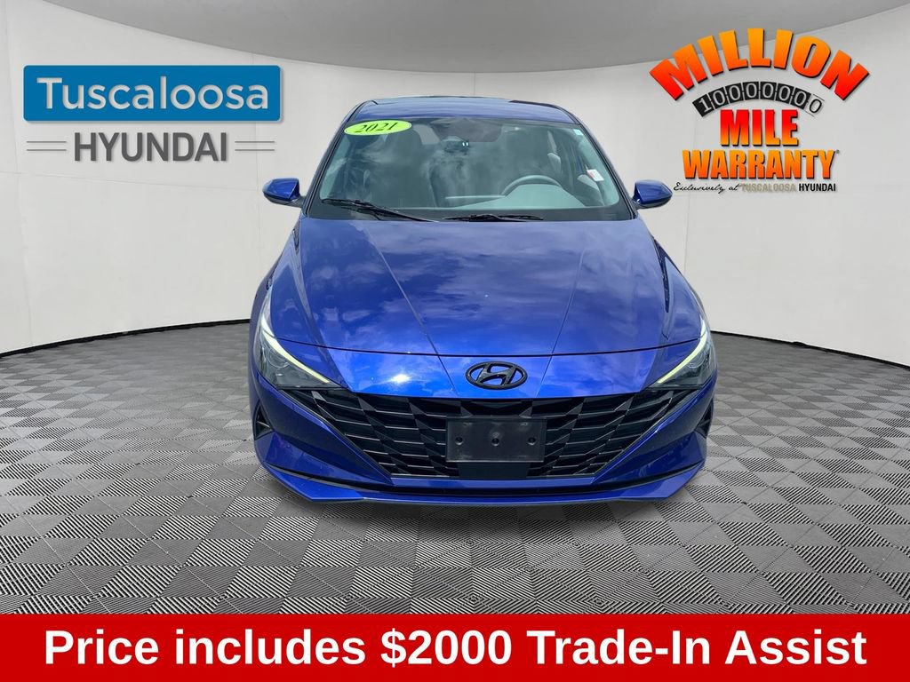 Used 2021 Hyundai Elantra SEL w/ Convenience Package FWD image 2