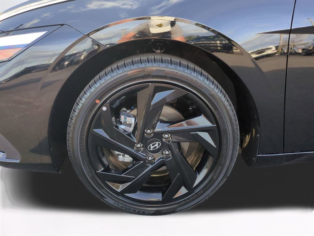New 2026 Hyundai Elantra Sport image 11