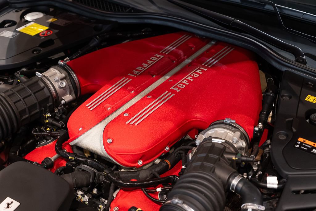 Certified 2022 Ferrari 812 Competizione RWD image 20
