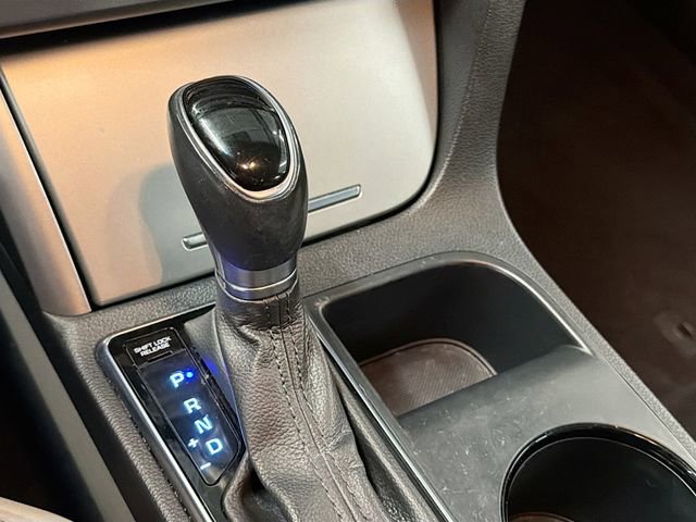 Used 2015 Hyundai Sonata Limited image 16