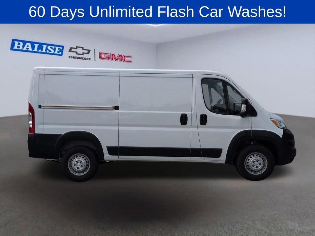 Used 2025 RAM ProMaster 2500 w/ Convenience Group FWD image 2