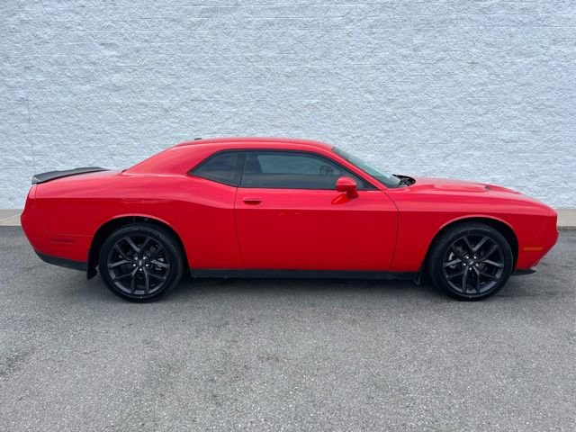 Used 2021 Dodge Challenger SXT w/ Blacktop Package image 9