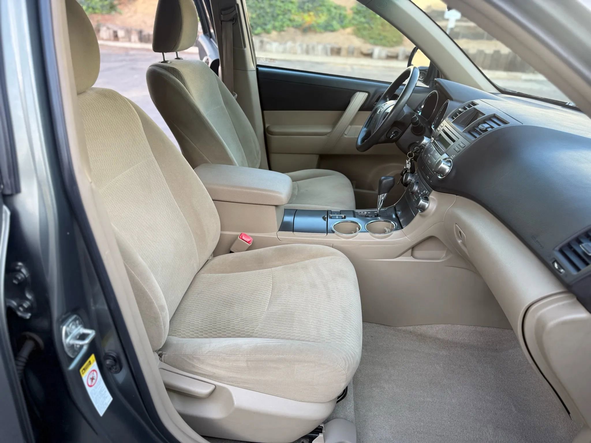 Used 2010 Toyota Highlander 2WD image 16