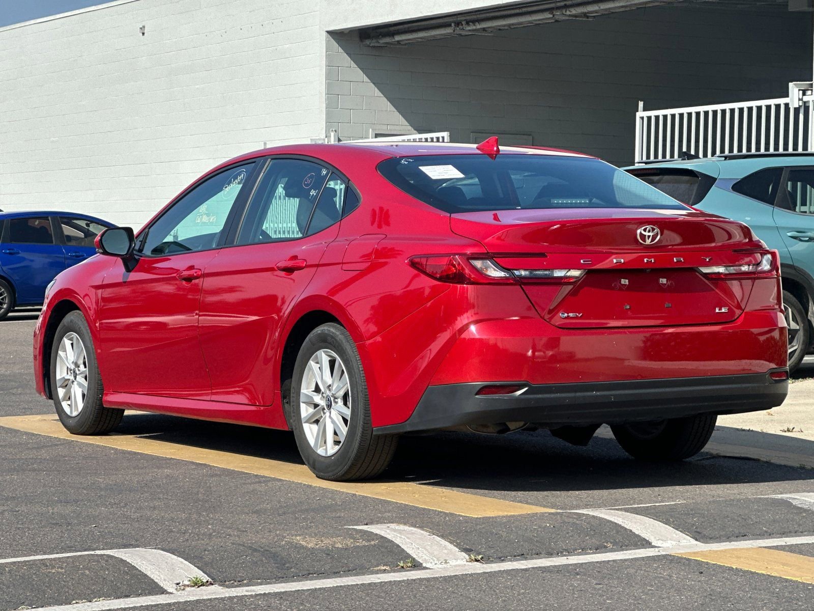 Used 2025 Toyota Camry LE image 3