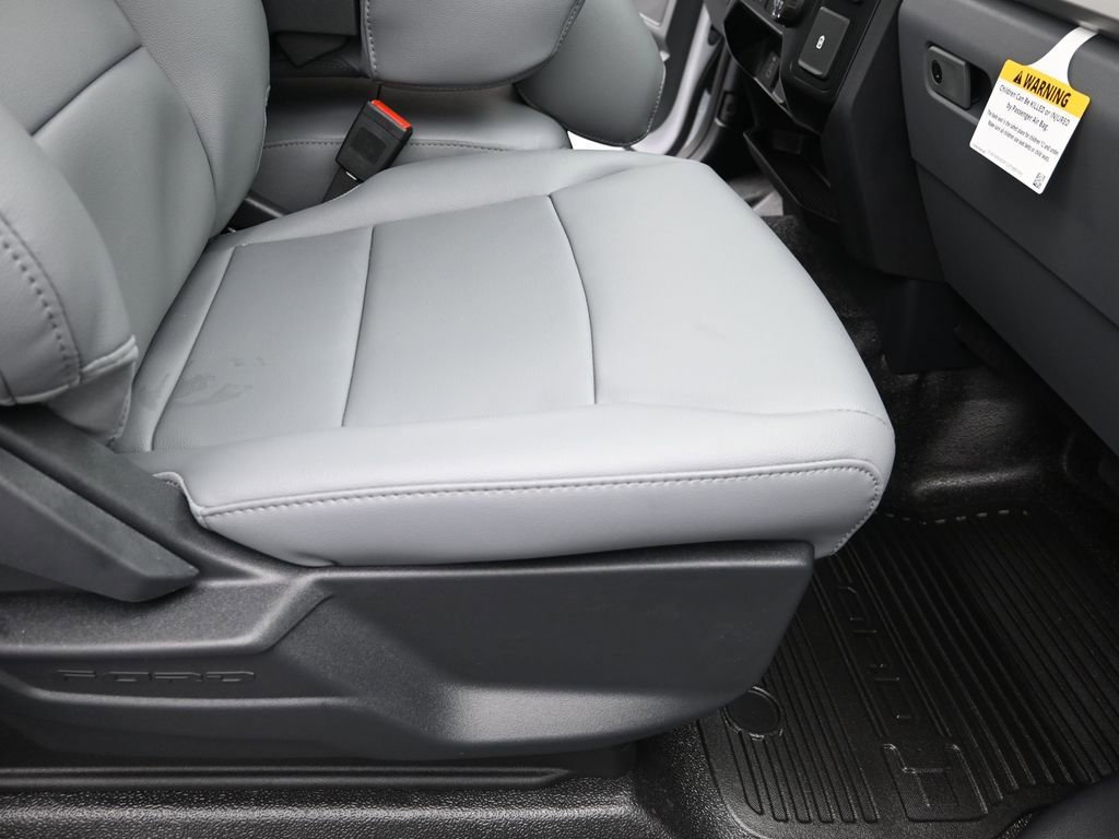 New 2026 Ford F550 4x4 Regular Cab Super Duty image 25