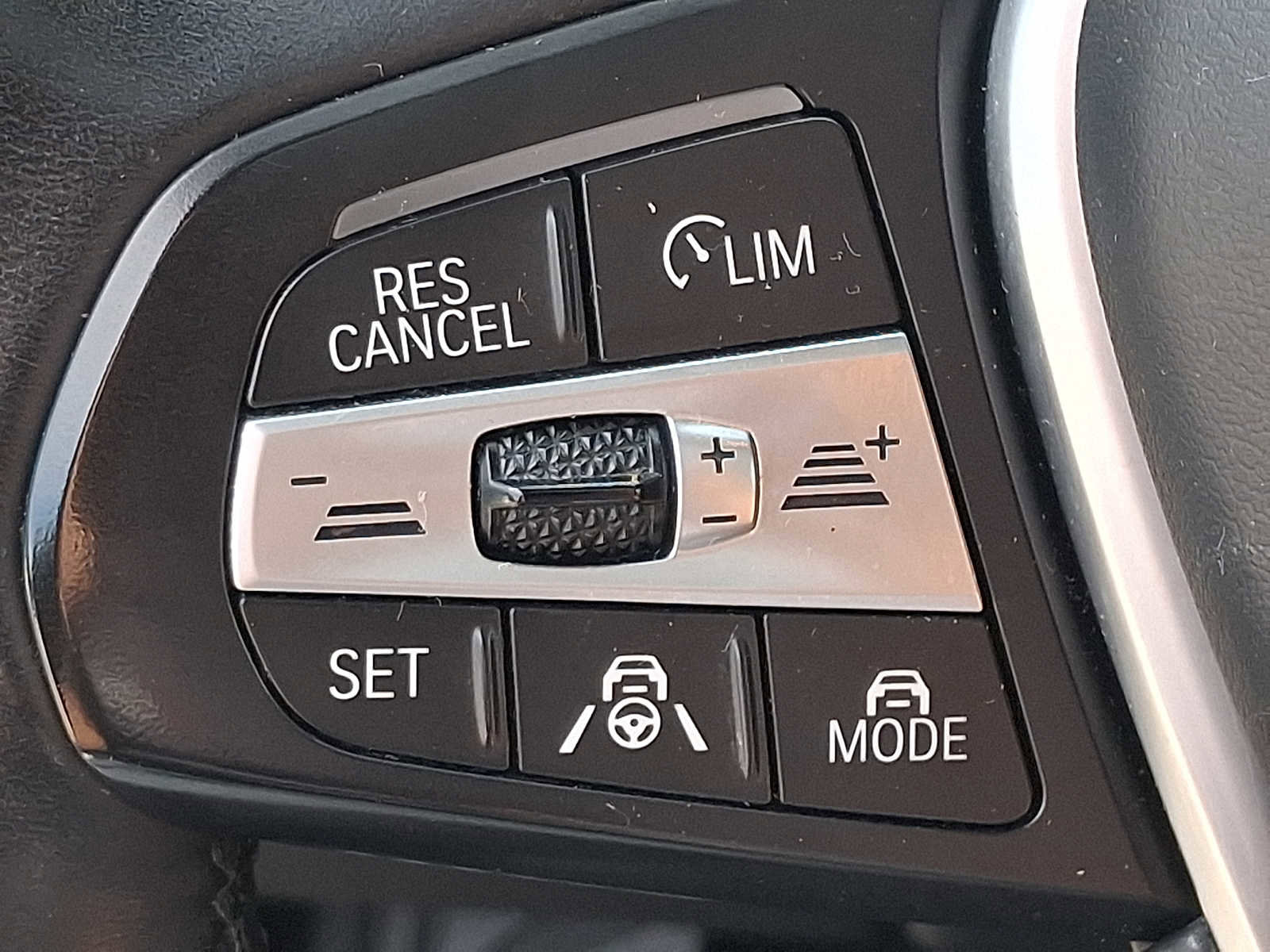 Used 2019 BMW X5 xDrive40i AWD/4WD image 23