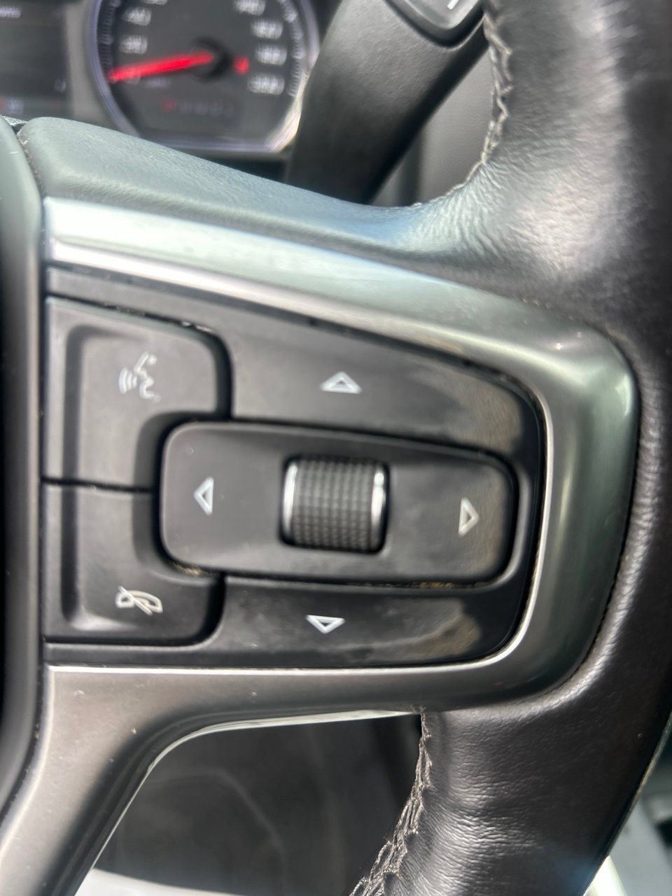 Used 2019 Chevrolet Silverado 1500 LT Trail Boss AWD/4WD image 20