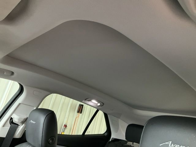 Used 2024 Buick Envision Avenir image 5