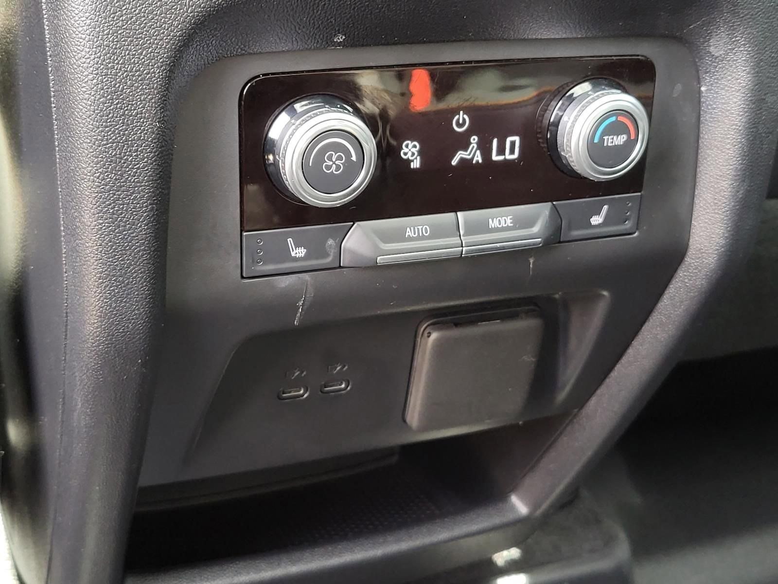 Used 2024 GMC Acadia AT4 w/ Luxury Package AWD/4WD image 23