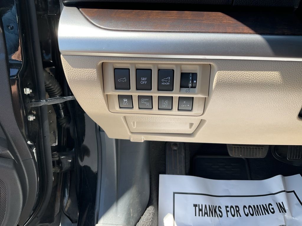 Used 2017 Subaru Outback 2.5i Limited AWD/4WD image 8