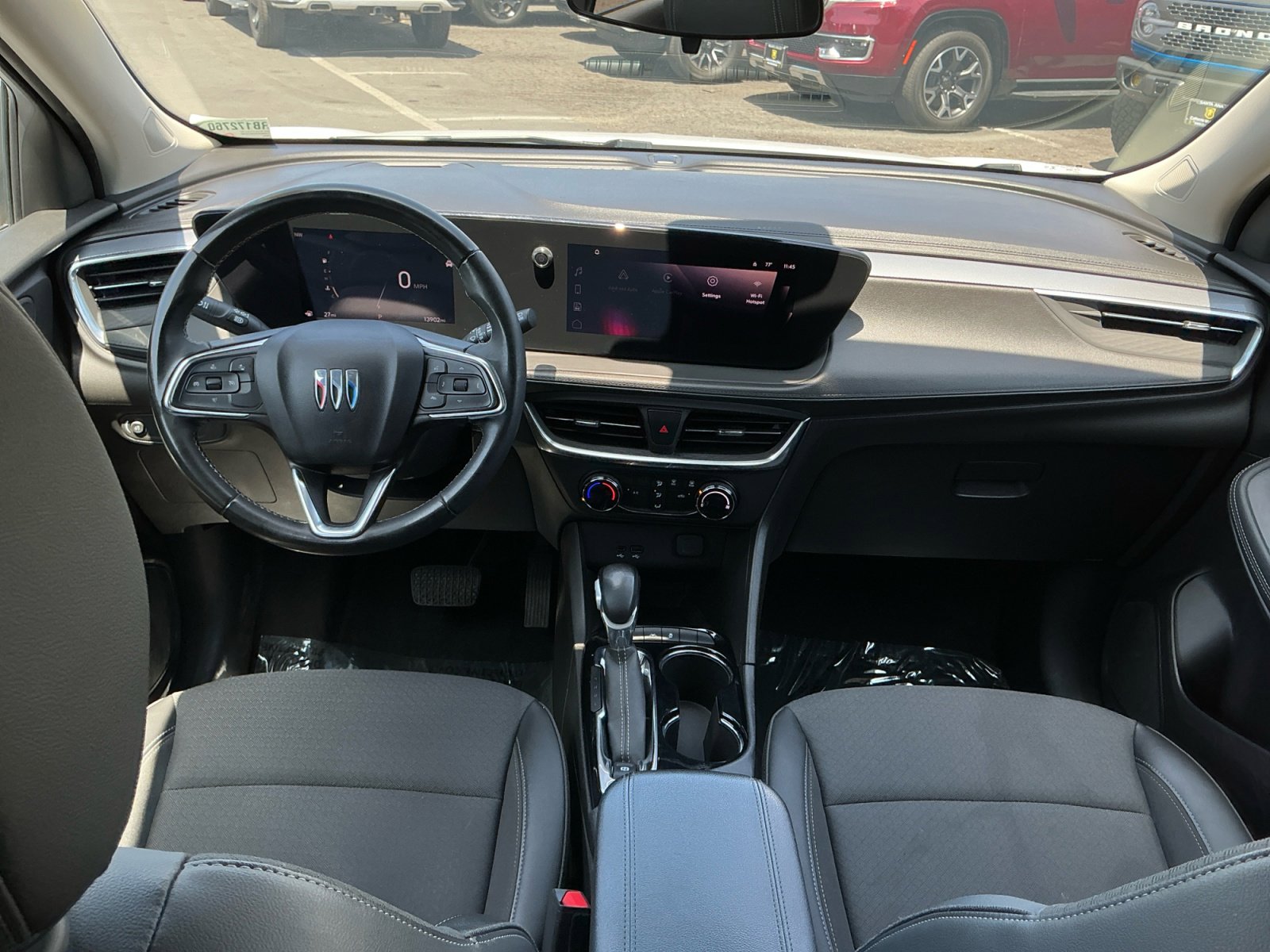 Used 2024 Buick Encore GX Preferred FWD image 17