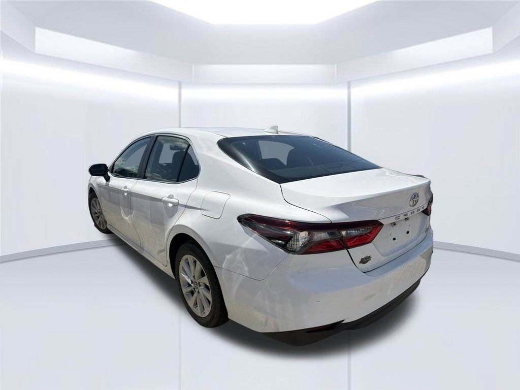 Used 2023 Toyota Camry LE FWD image 8