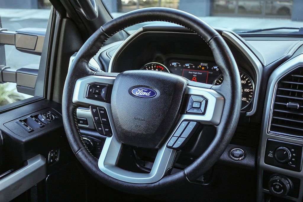 Used 2019 Ford F150 Lariat w/ Equipment Group 502A Luxury AWD/4WD image 19