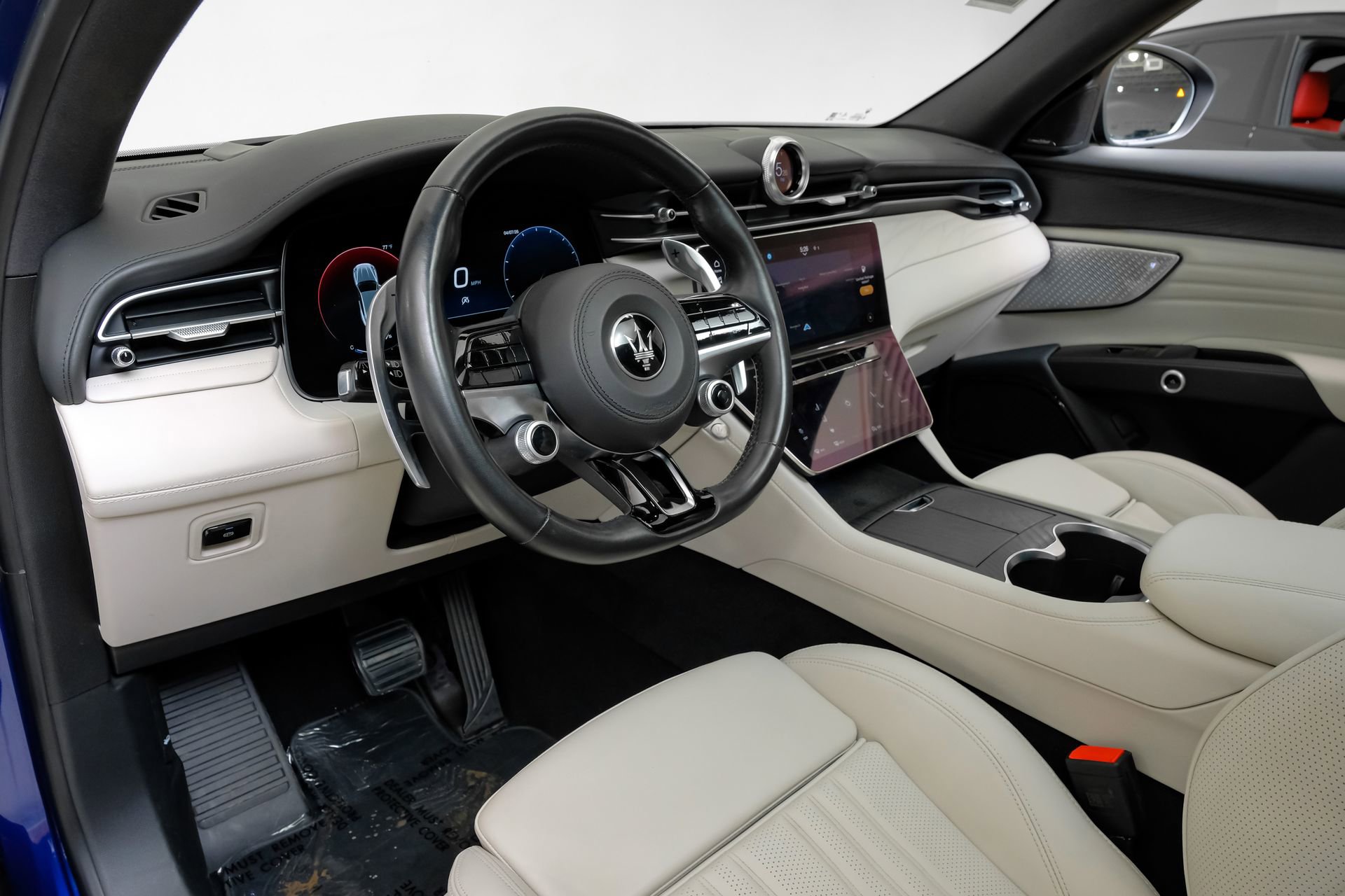 Used 2023 Maserati Grecale Modena image 3