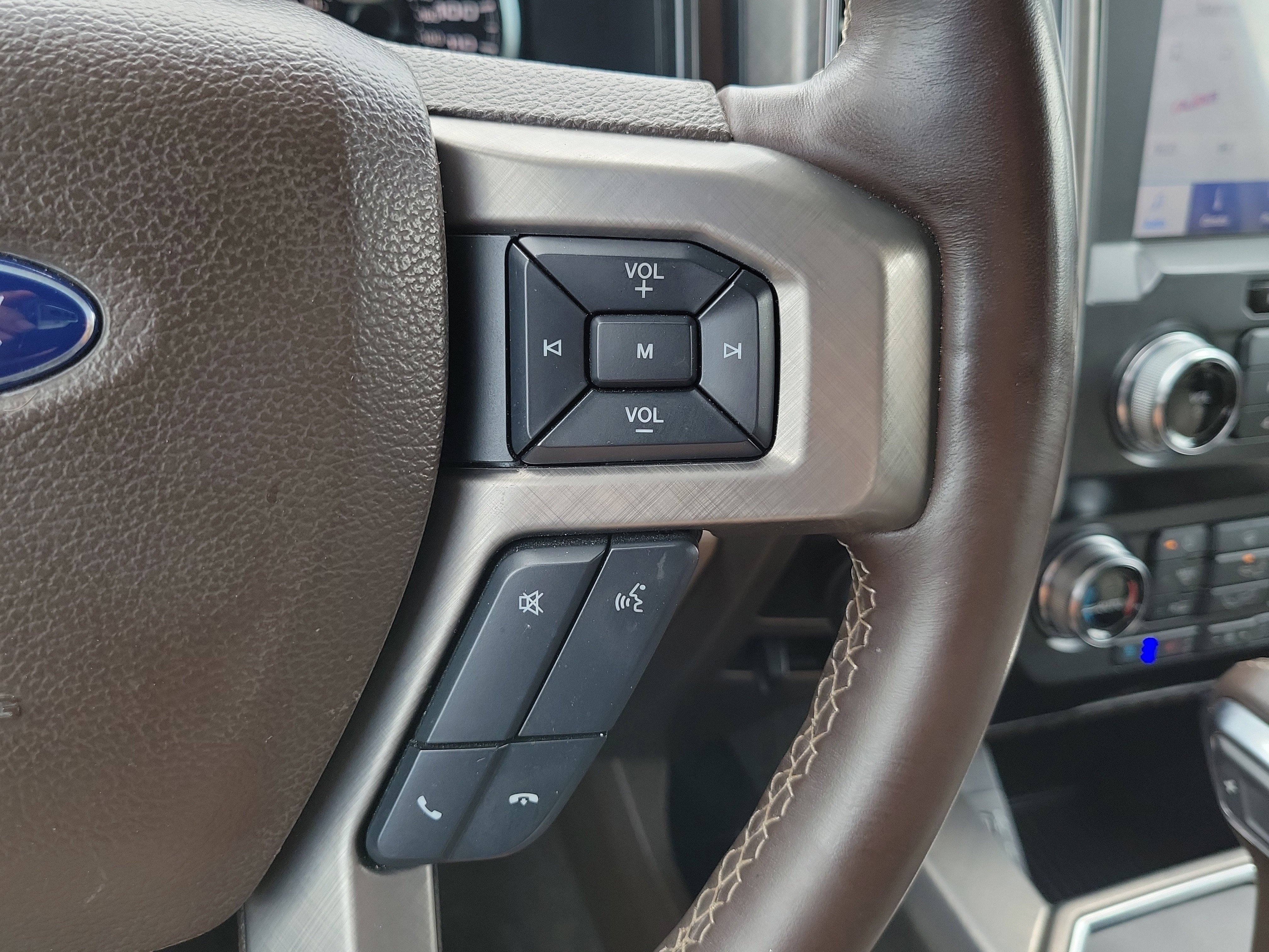 Certified 2020 Ford F150 Limited w/ Trailer Tow Package image 26