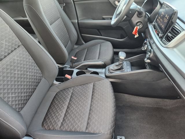 Used 2023 Kia Rio LX FWD image 19