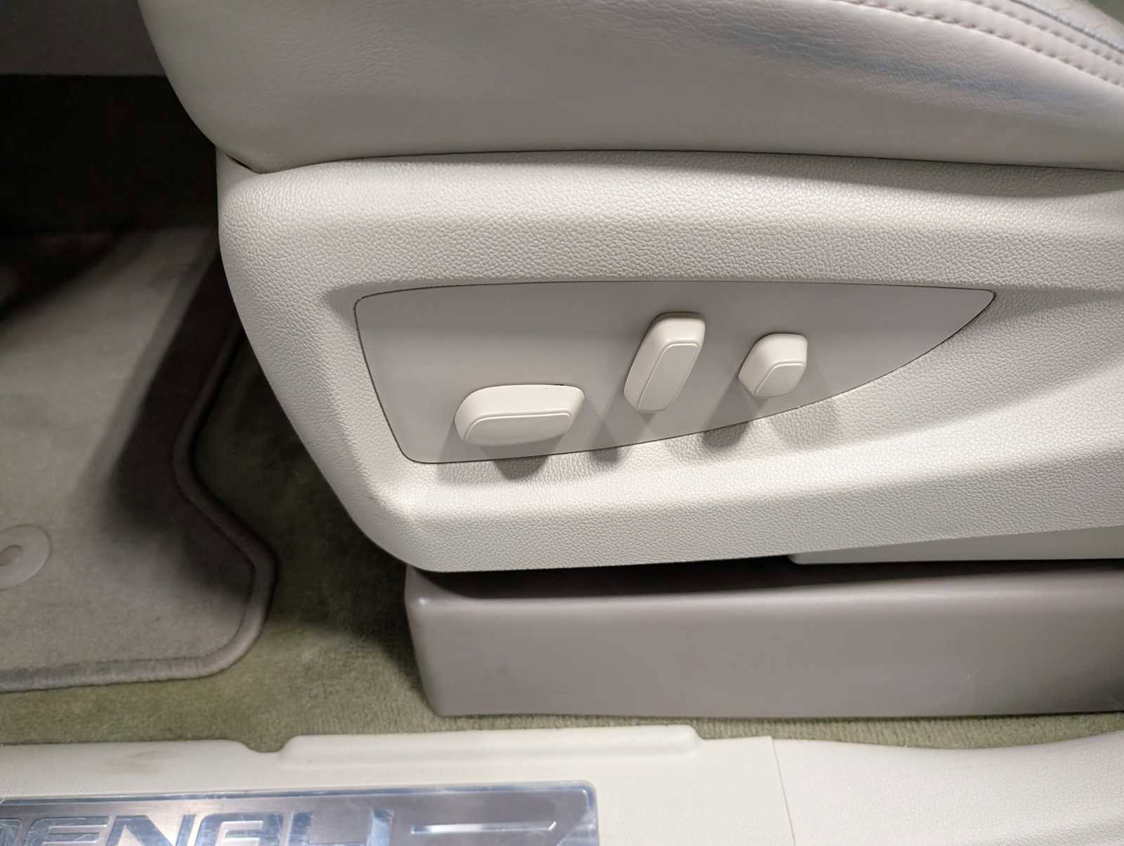 Certified 2017 GMC Yukon Denali image 39