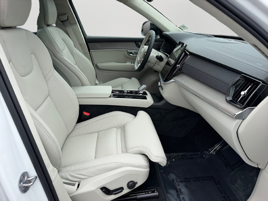 Used 2026 Volvo XC90 B6 Ultra w/ Lounge Package AWD/4WD image 8