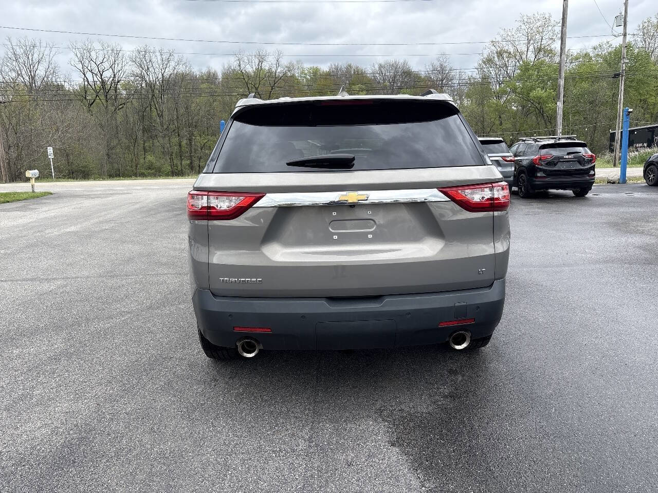 Used 2019 Chevrolet Traverse LT FWD image 6