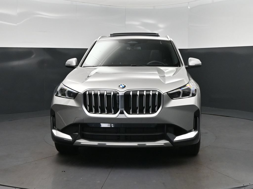 Certified 2025 BMW X1 xDrive28i AWD/4WD image 10