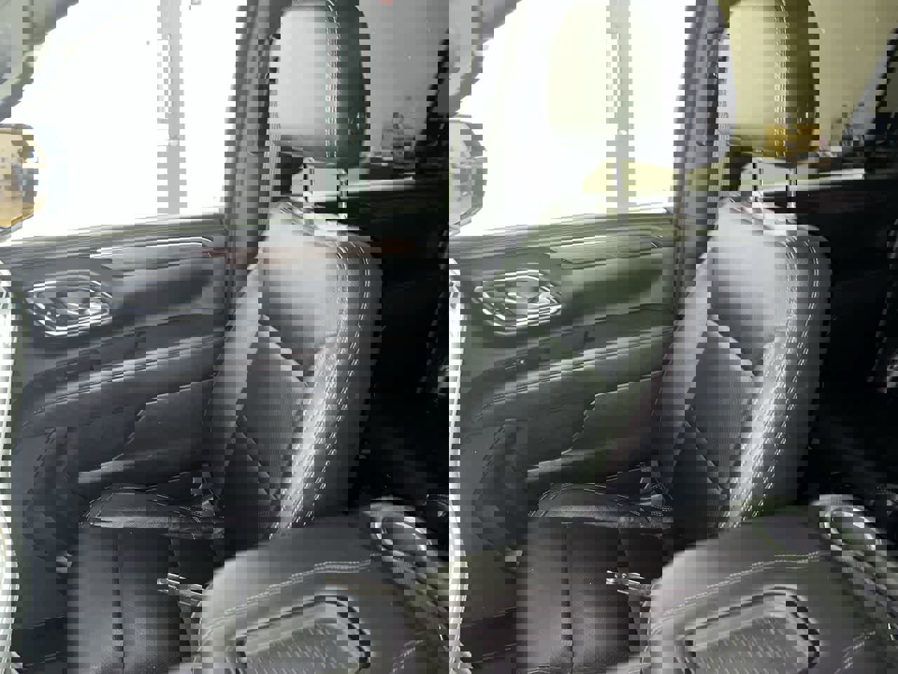 Used 2023 Chevrolet Suburban LS image 18