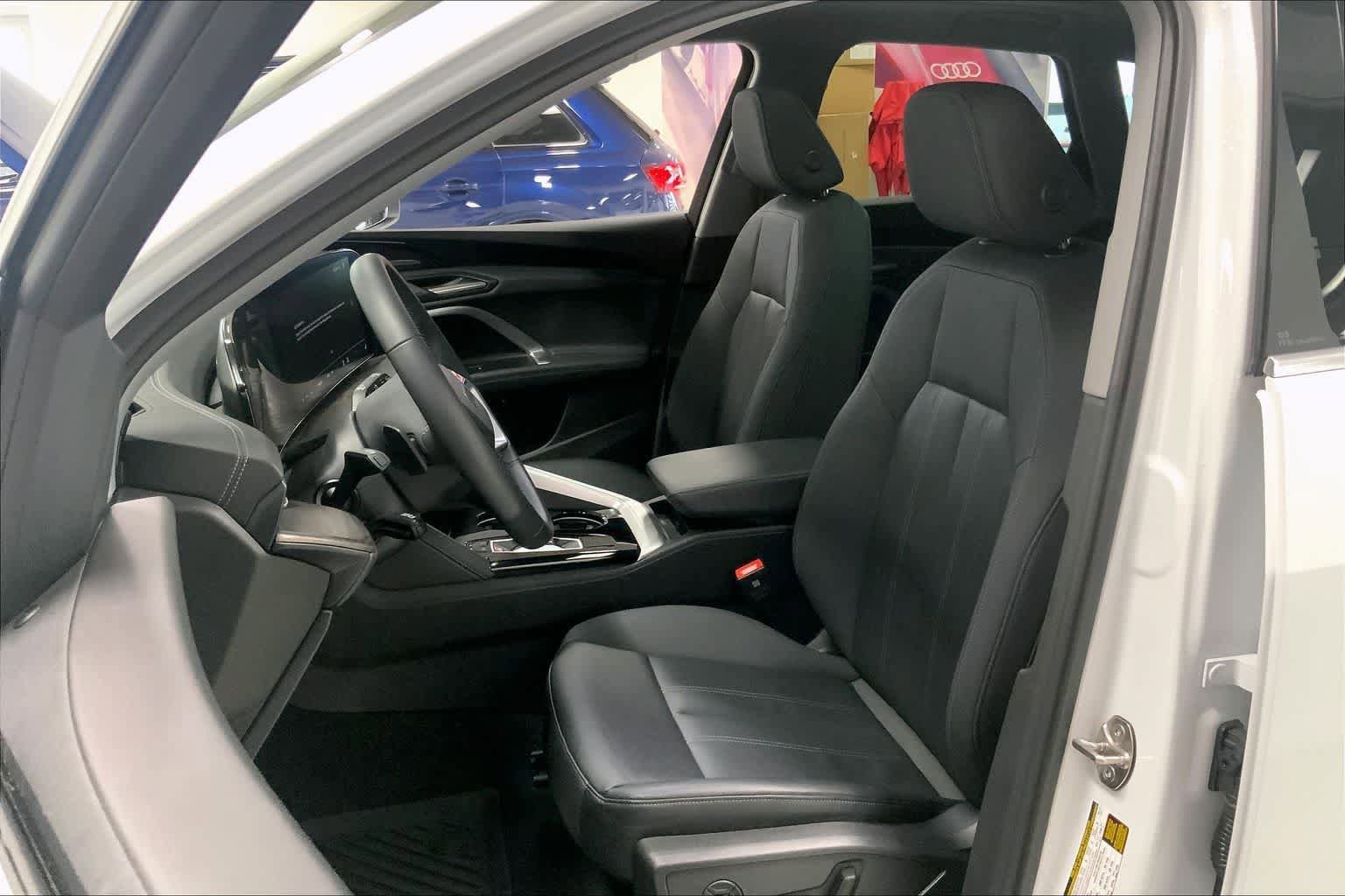 Certified 2025 Audi Q5 Premium w/ Premium Plus AWD/4WD image 10