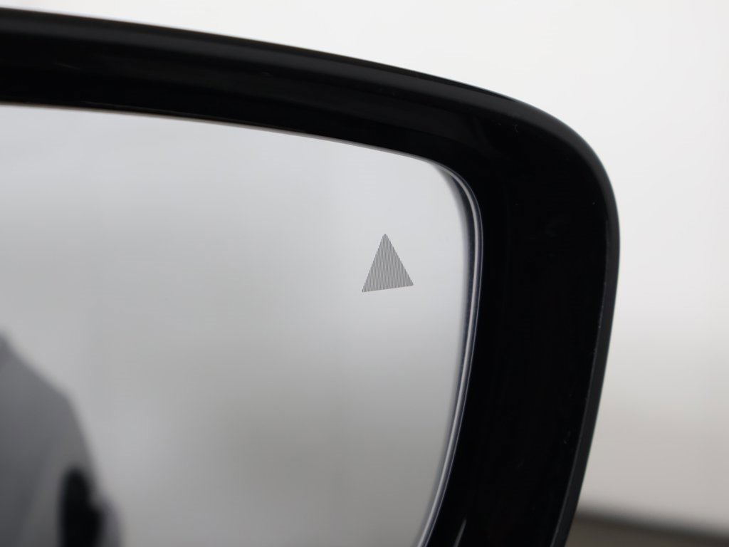 Used 2024 BMW M3 Competition image 43