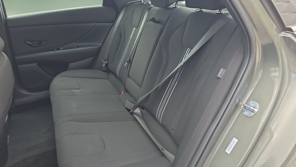 New 2026 Hyundai Elantra SEL Sport Premium FWD image 28