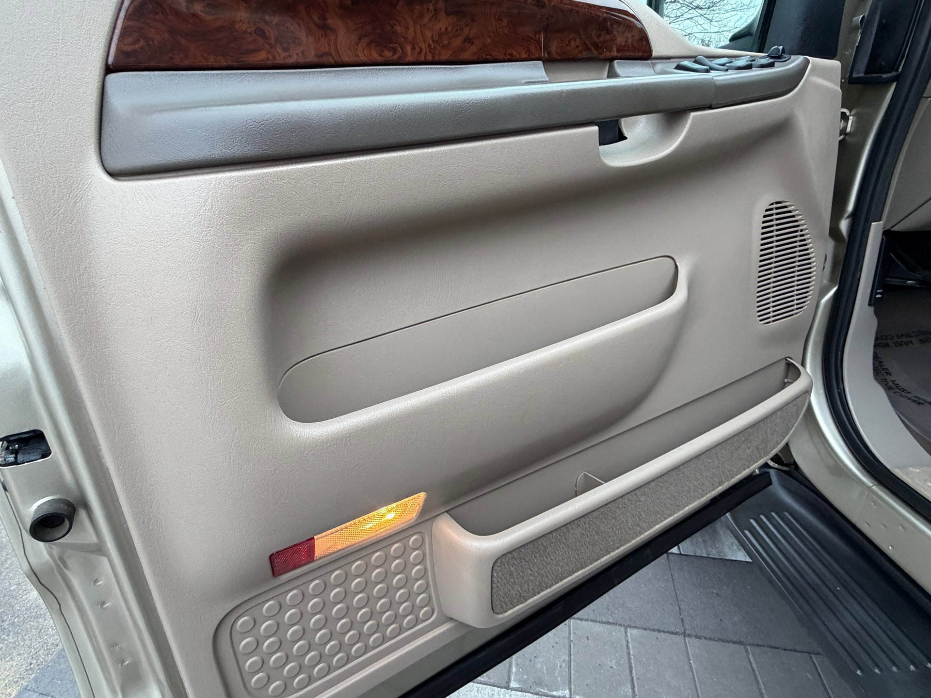 Used 2001 Ford F250 XL image 22