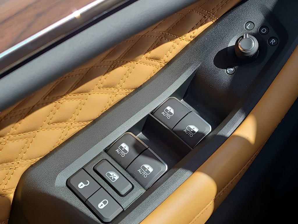 Used 2025 Jeep Grand Cherokee Summit image 33