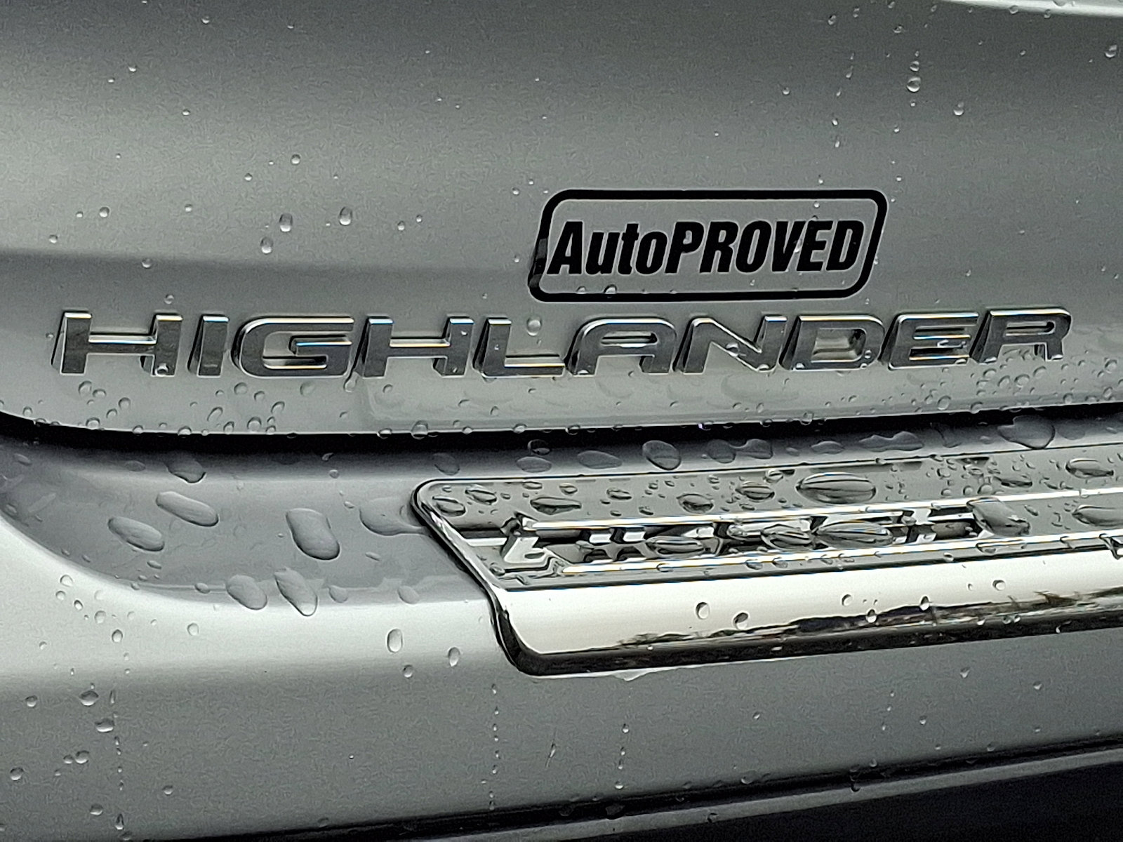 Used 2020 Toyota Highlander Limited image 32