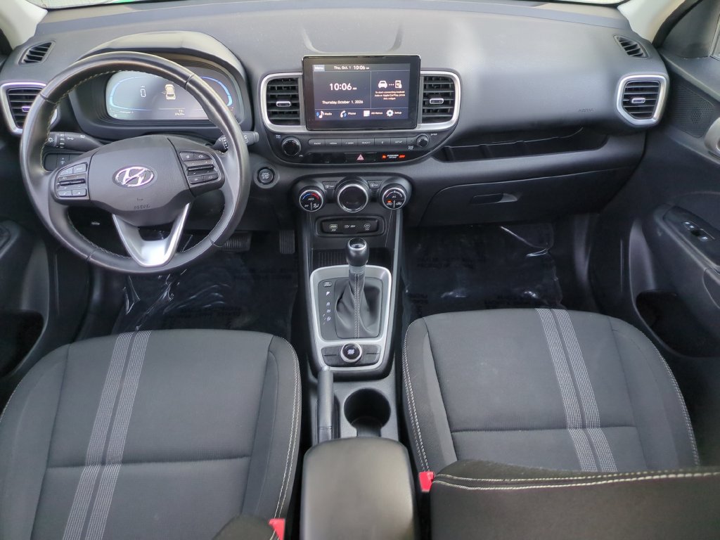 Certified 2025 Hyundai Venue SEL FWD image 20