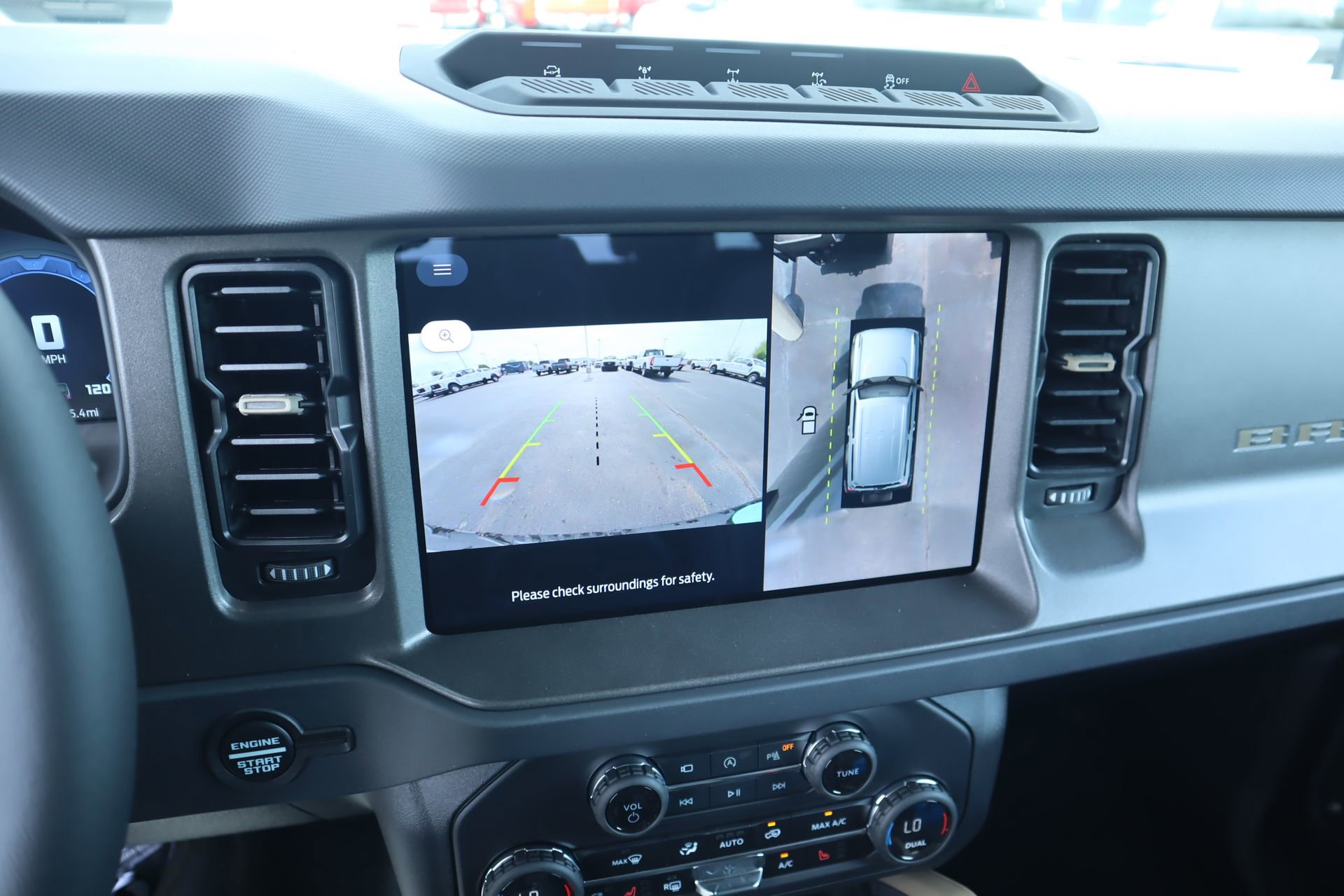 New 2026 Ford Bronco Badlands AWD/4WD image 7