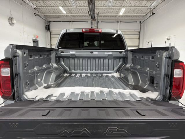 New 2026 GMC Canyon Elevation w/ Convenience Package image 15