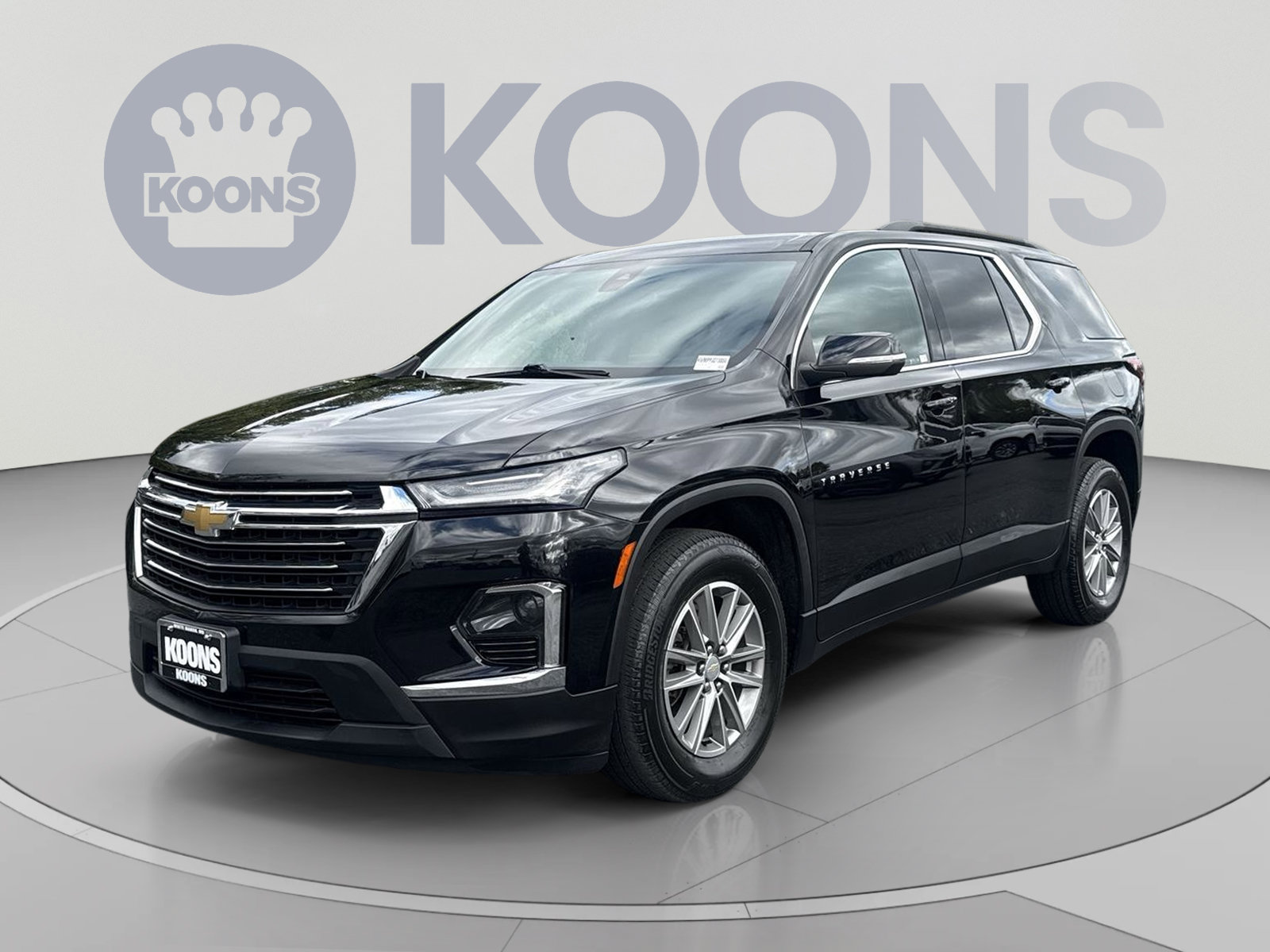 Used 2023 Chevrolet Traverse LT FWD image 5