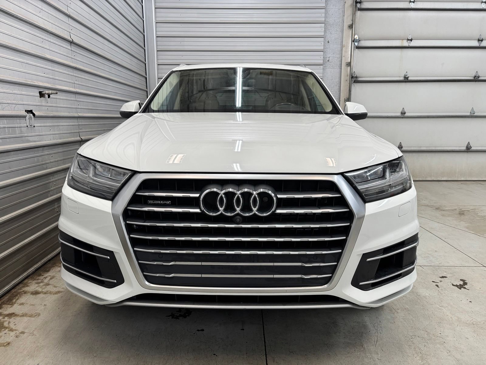 Used 2017 Audi Q7 3.0T Prestige AWD/4WD image 2