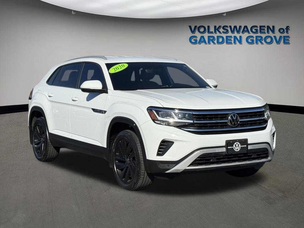 Used 2020 Volkswagen Atlas Cross Sport SE image 2