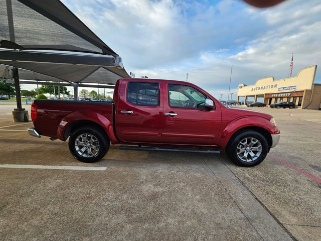 Used 2019 Nissan Frontier SL image 4