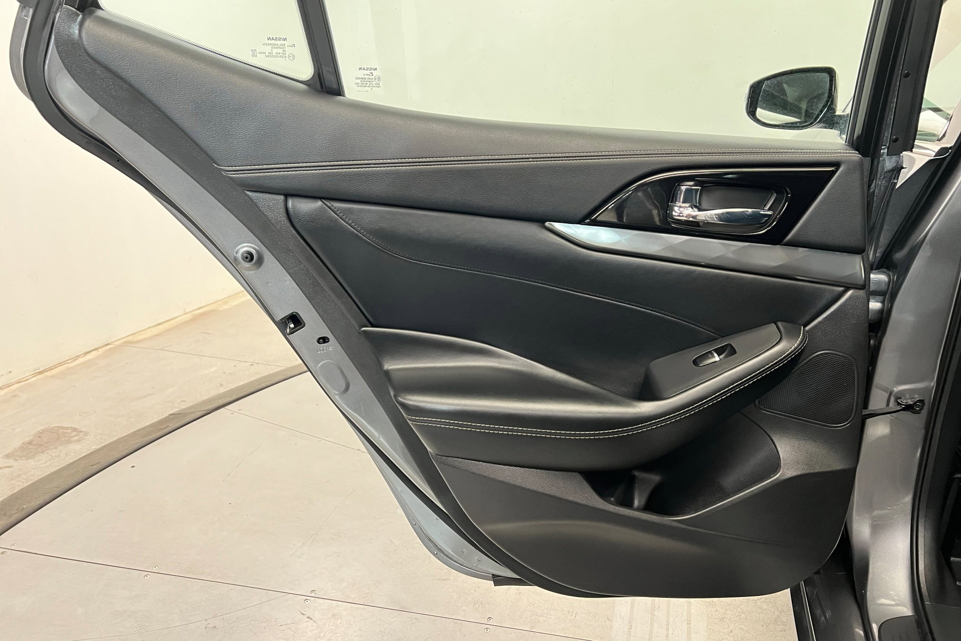 Used 2023 Nissan Maxima SV w/ Floor Mat Group image 18