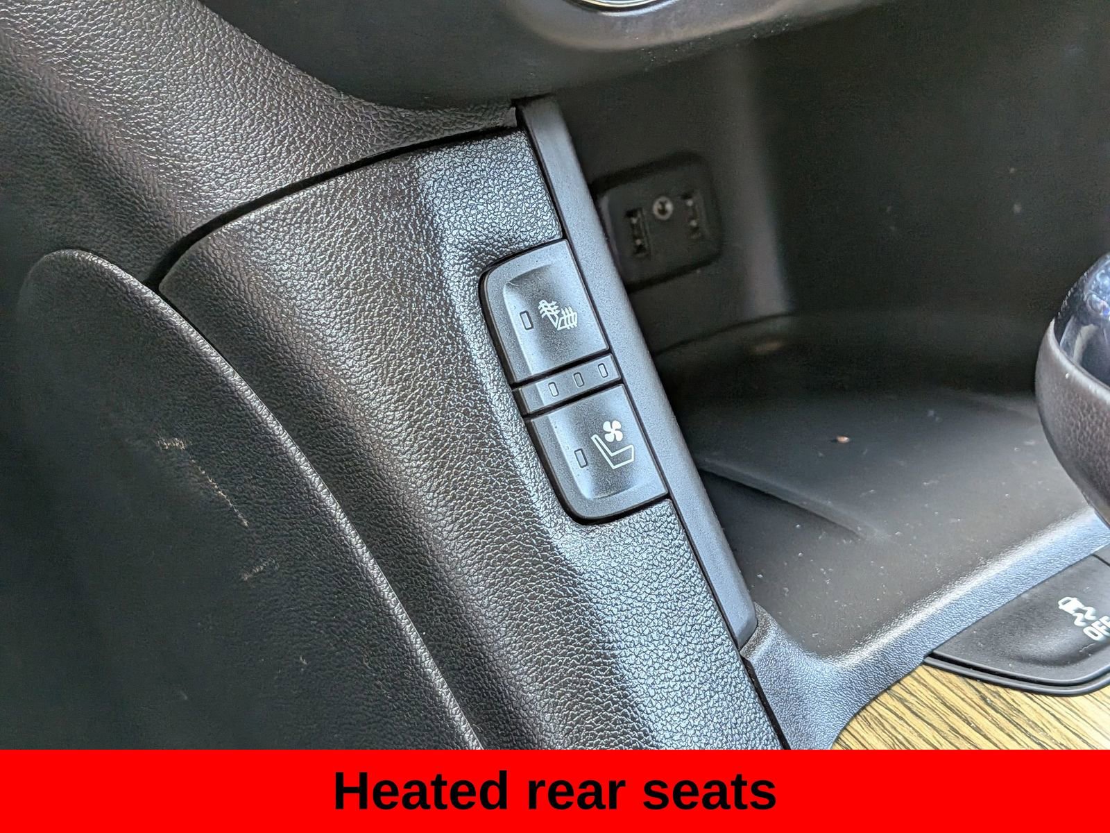 Used 2018 GMC Acadia Denali AWD/4WD image 24
