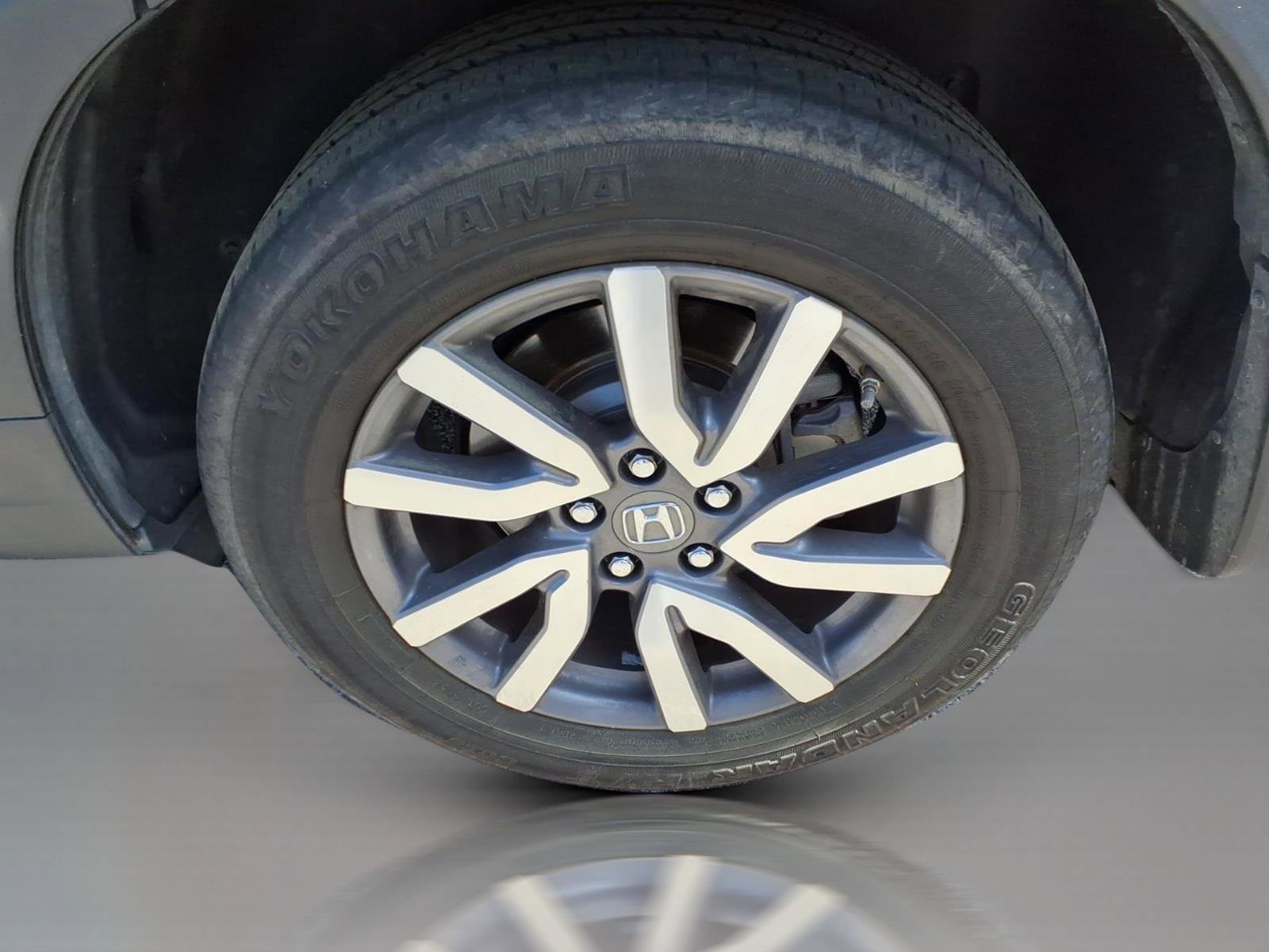 Used 2019 Honda Pilot EX image 10