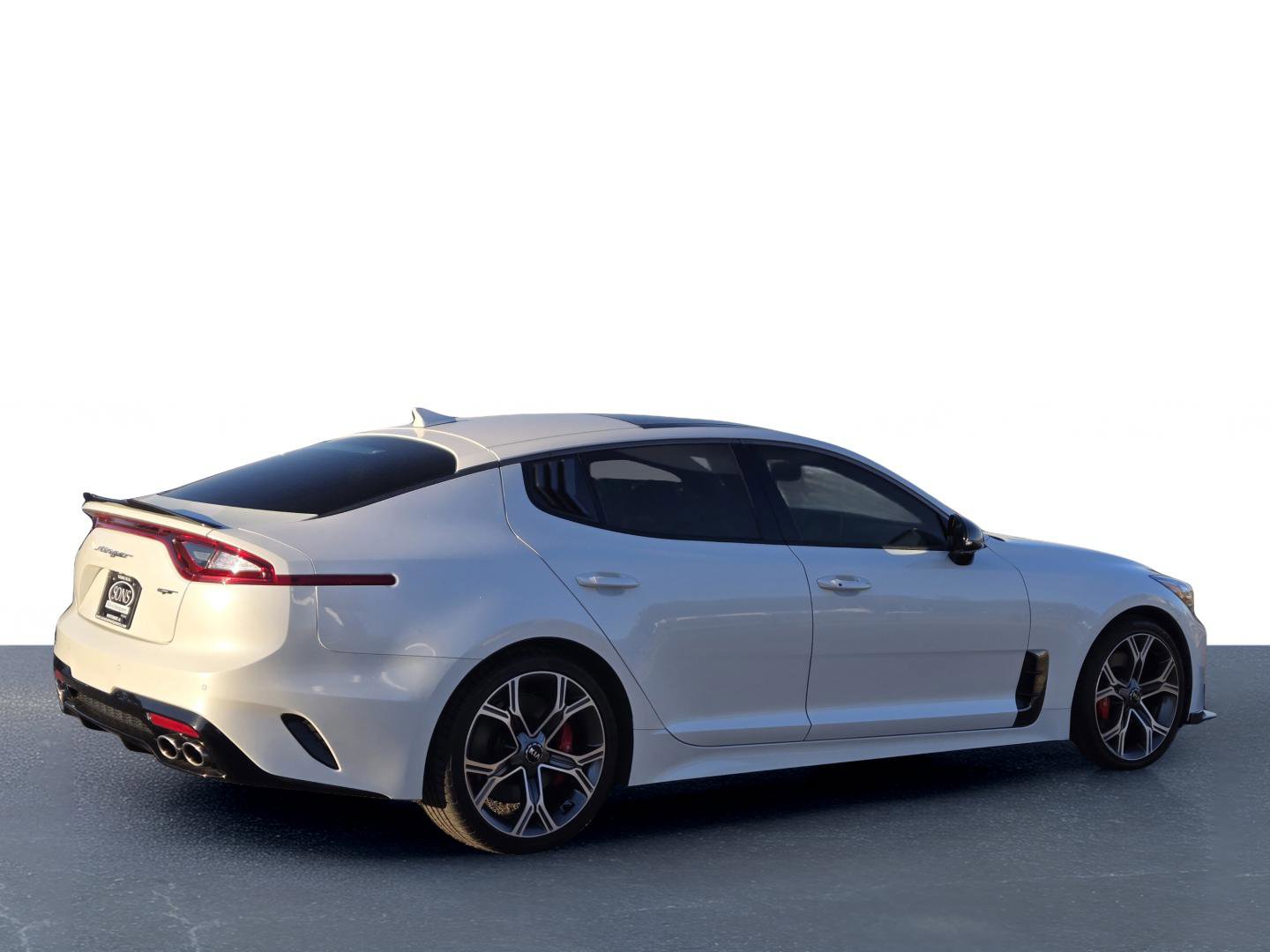 Used 2021 Kia Stinger GT2 image 7