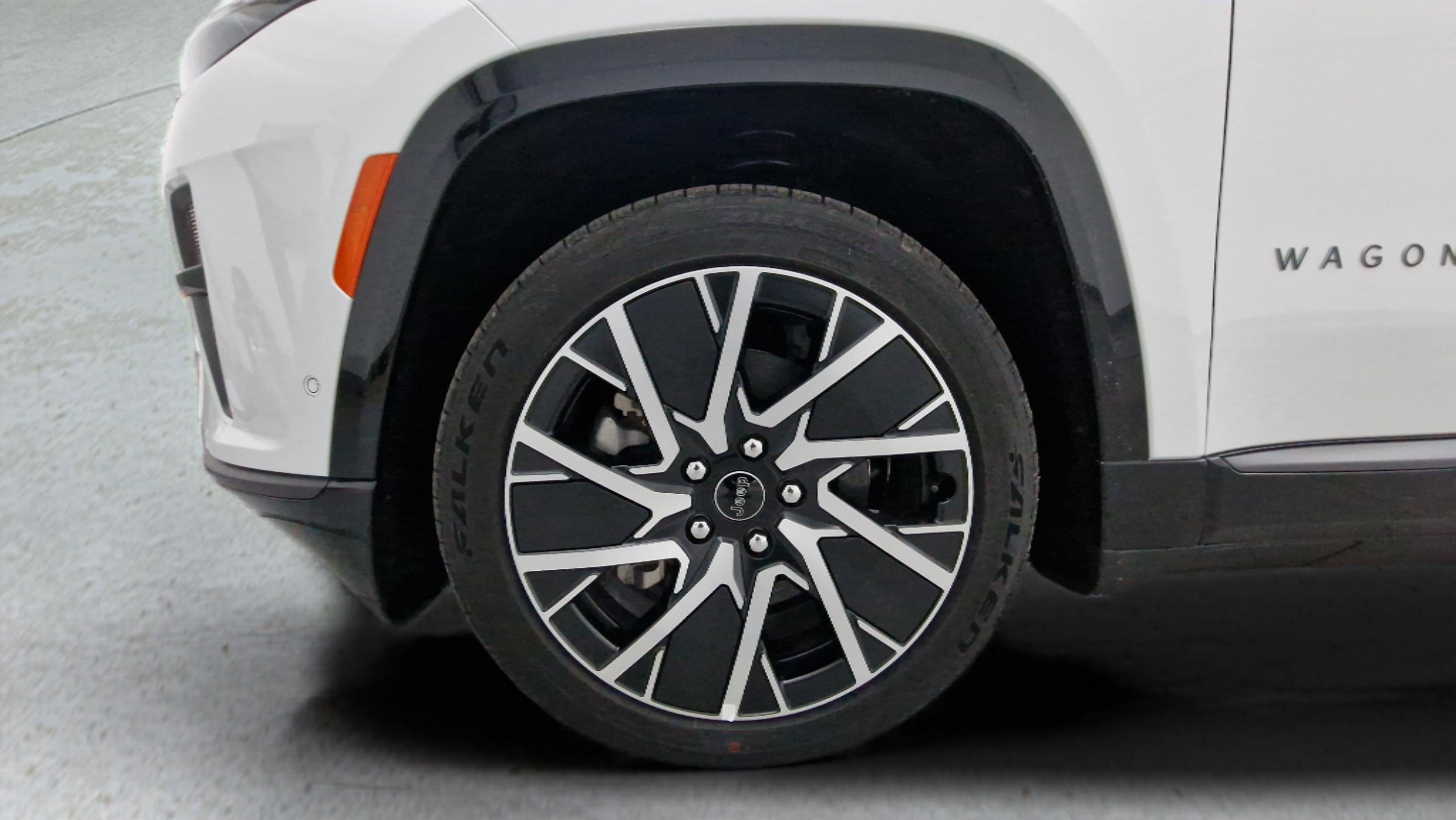 New 2025 Jeep Wagoneer Limited image 34