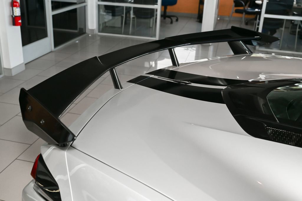New 2026 Chevrolet Corvette Stingray Coupe w/ Z51 Performance Package RWD image 15