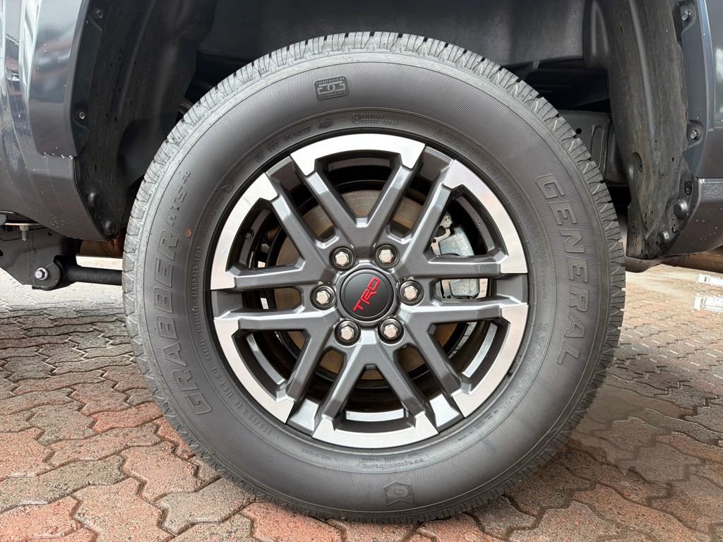 Used 2024 Toyota Tacoma TRD Sport image 18