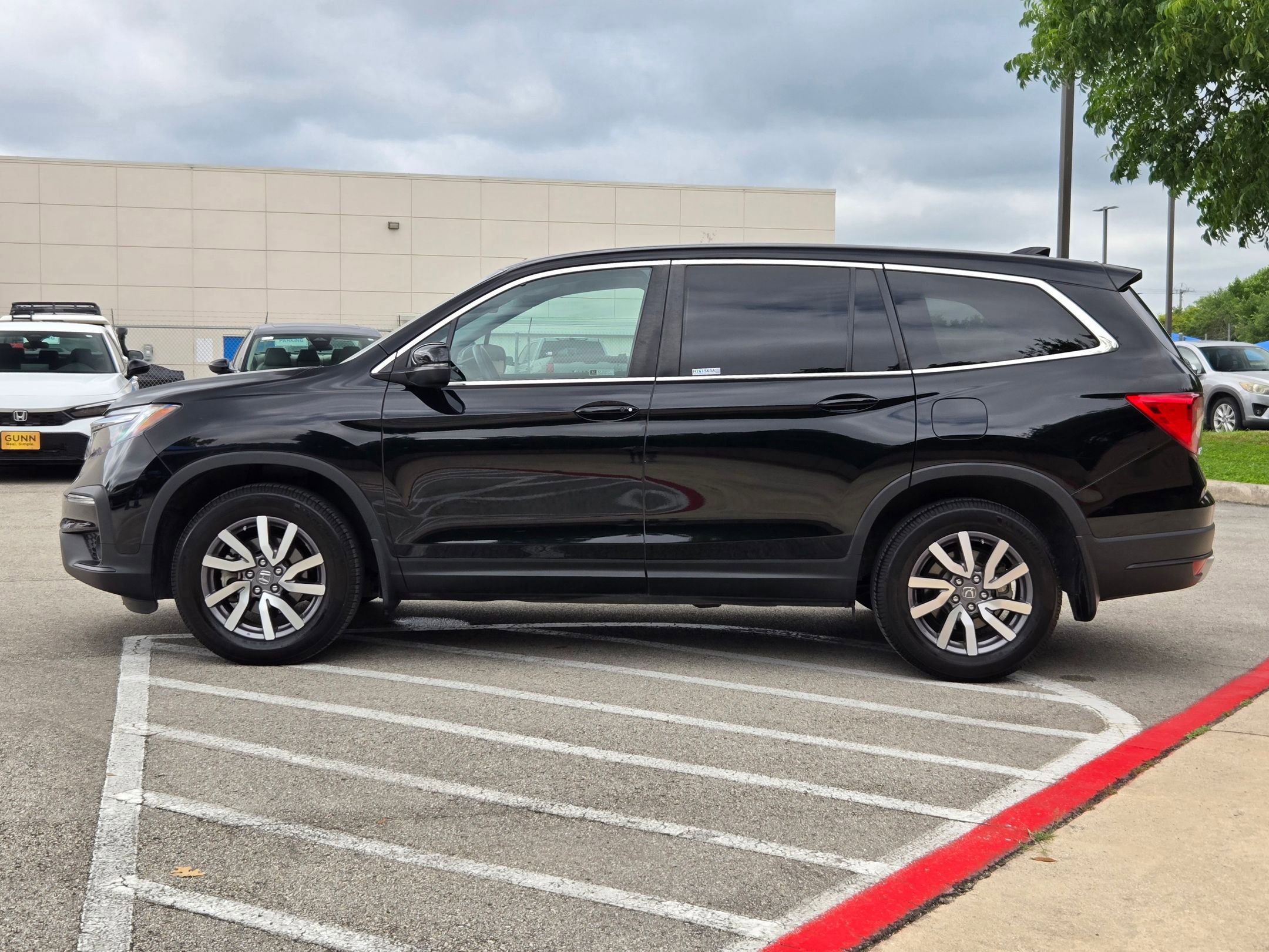 Used 2021 Honda Pilot EX-L image 6