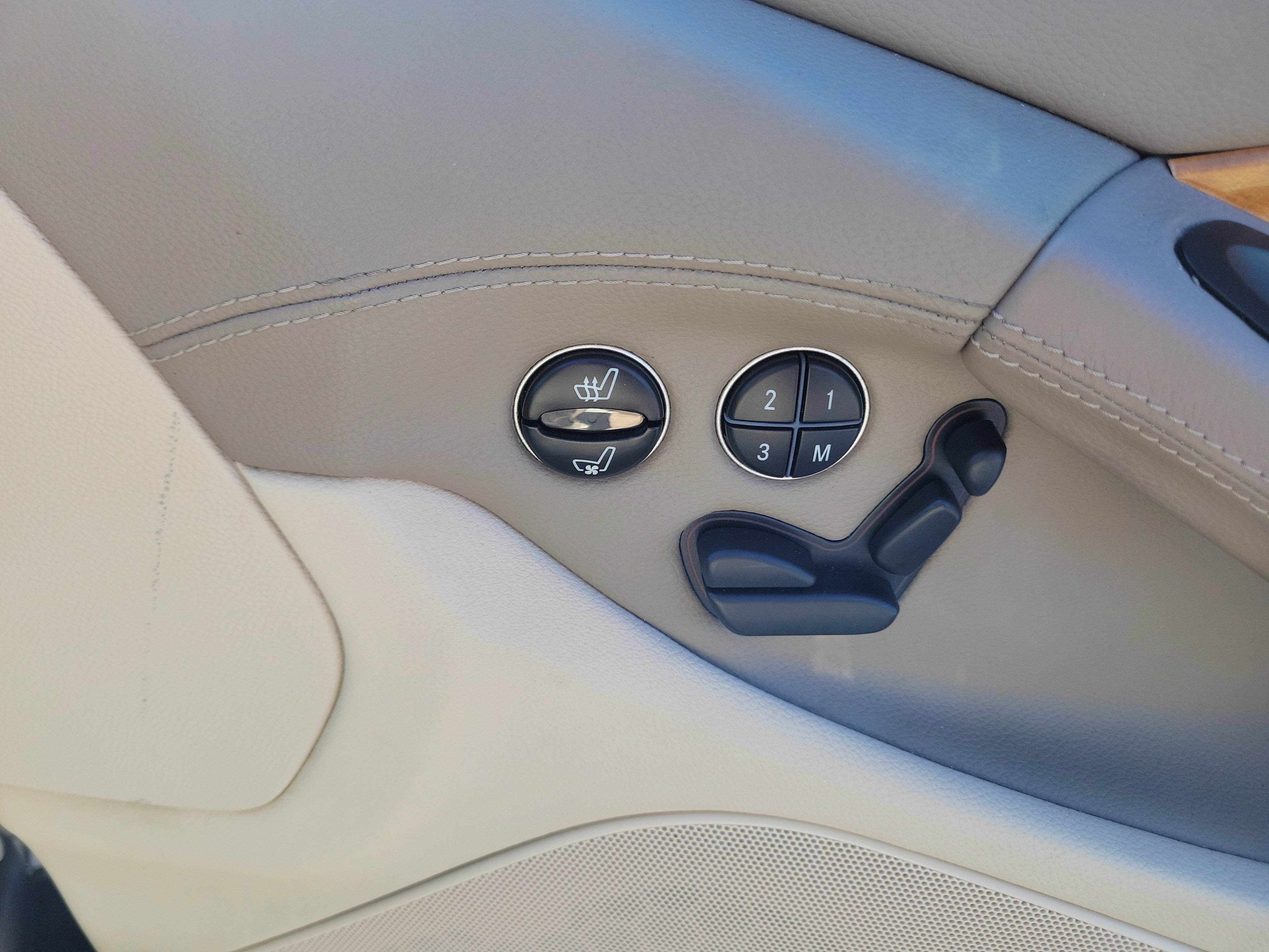 Used 2007 Mercedes-Benz SL 550 image 11