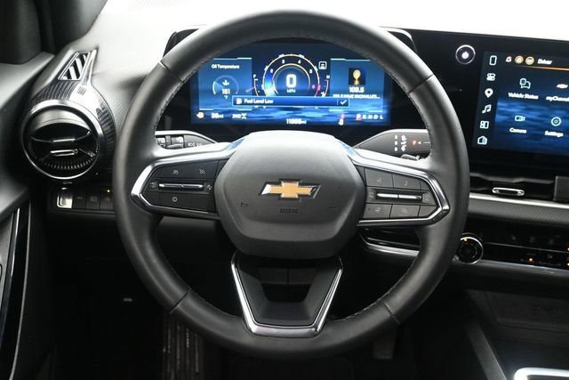 Used 2026 Chevrolet Equinox LT AWD/4WD image 22